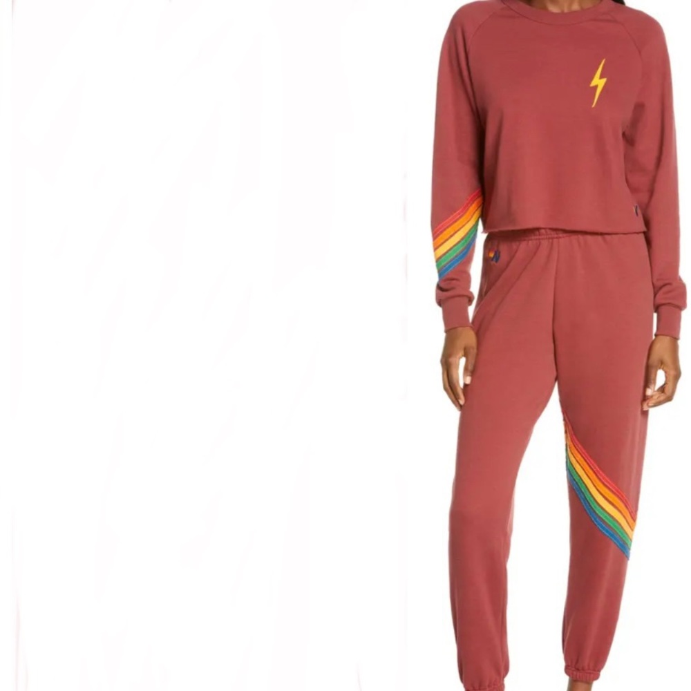 NWT Aviator Nation Bolt Chevron 5 Cropped Crew Sweatshirt - Claret - Picture 2 of 6